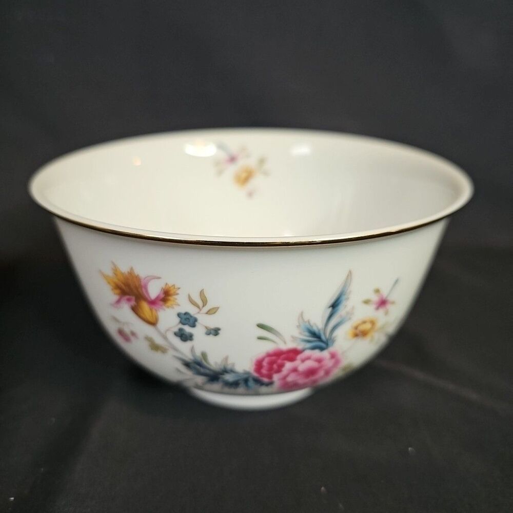 VINTAGE ~ Avon American Heirloom Independence Day 1981 Porcelain Bowl